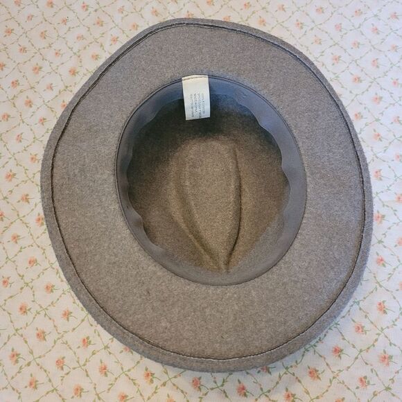 Stylish Gray Fedora Hat With Studded Belt - Picture 4 of 8